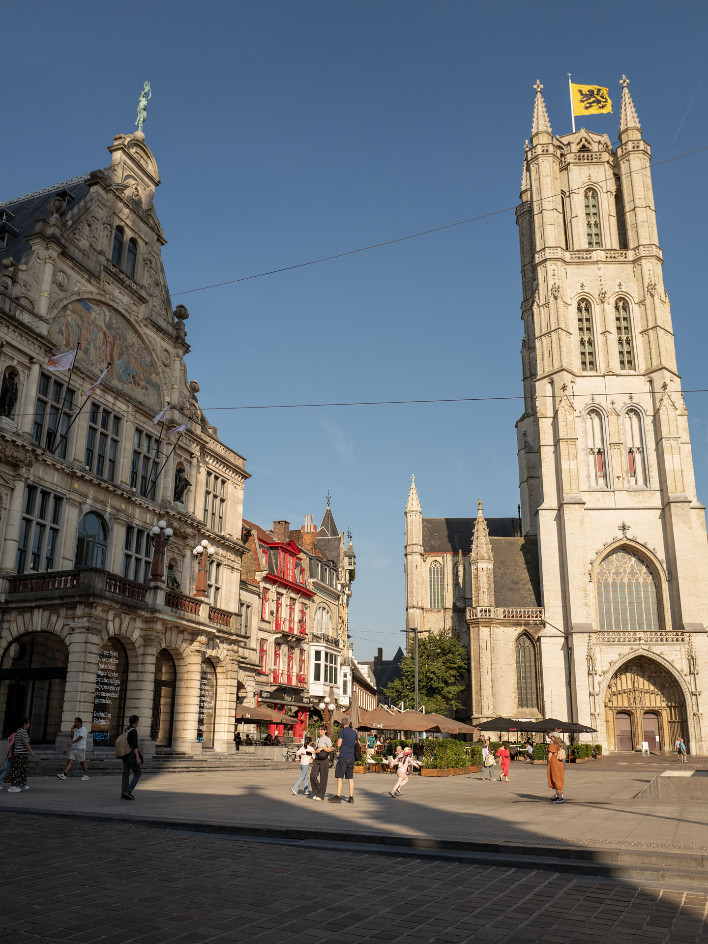 Die St.-Bavo-Kathedrale im Herzen von Gent